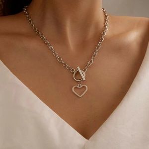 Silver heart toggle necklace new Bundle Add On Cute Minimalist Trendy Gift